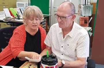 Jeanne Mayer-Phil Doran confer 10-27-18 sm