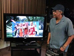 Allen Fortson reviews clown footage-sm